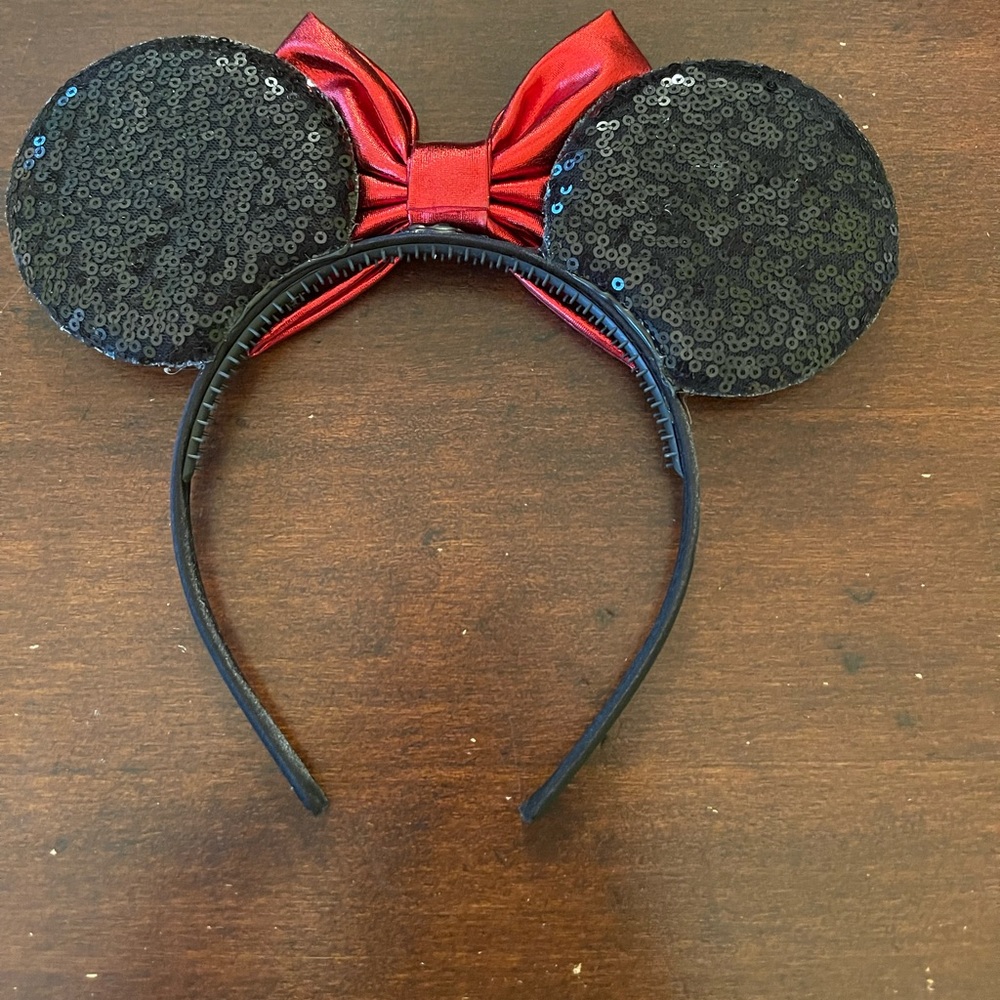 Minnie Ears - Picture 2 of 2